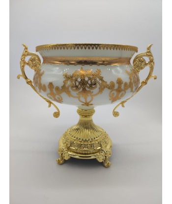 Grande coupe a fruit style baroque ouvre sa boutique